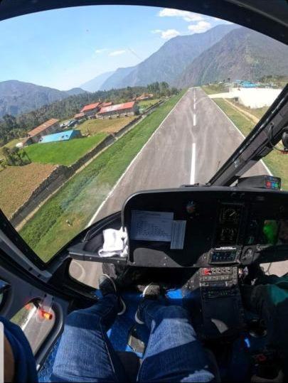 Lukla Airport Resort Lukla Esterno foto
