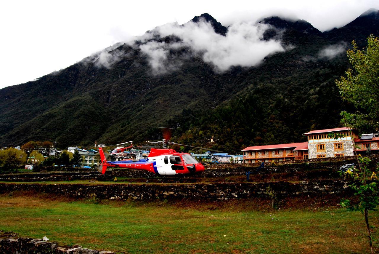 Lukla Airport Resort Lukla Esterno foto